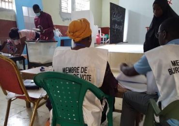 Guinée : À Coyah, des électeurs empêchés de voter, expriment leur colère.