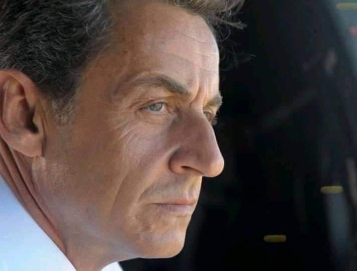 France : Deux ans de prison ferme pour Nicolas SARKOZY.